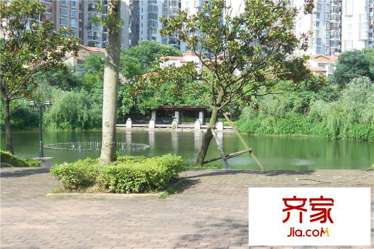 中國鐵建山語城小區(qū)美景圖（2015.6.25）