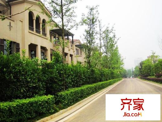 深業(yè)堤亞納灣小區(qū)道路（2012-6-19）