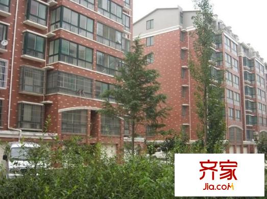 湖濱山城外景圖