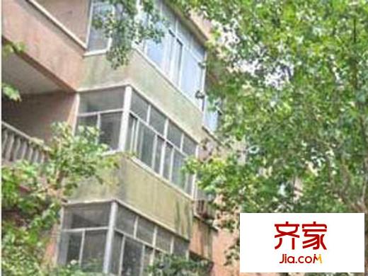 警察學院內(nèi)宿舍外景圖 