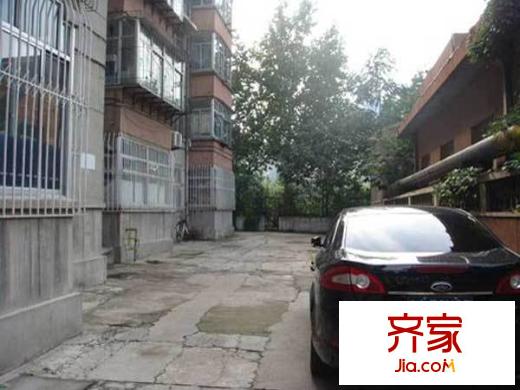 玉函路西藏中學(xué)宿舍外景圖 