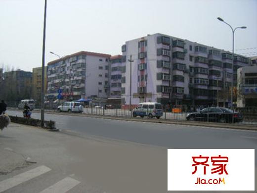 經(jīng)一緯八單位宿舍外景圖 