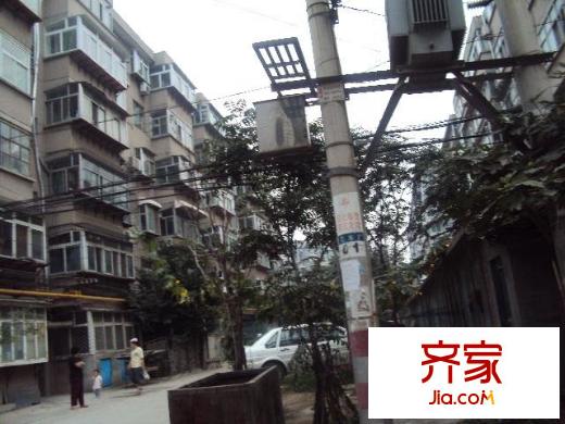 客車(chē)廠(chǎng)宿舍外景圖 