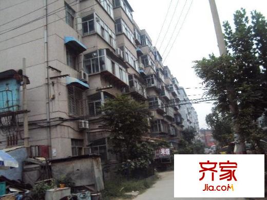 客車(chē)廠(chǎng)宿舍外景圖 