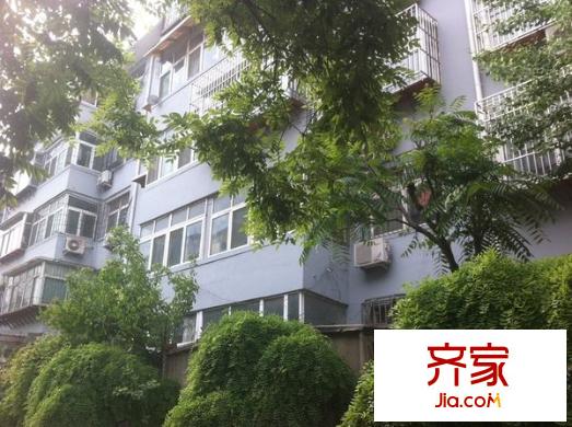 英雄山路區(qū)委宿舍外景圖 