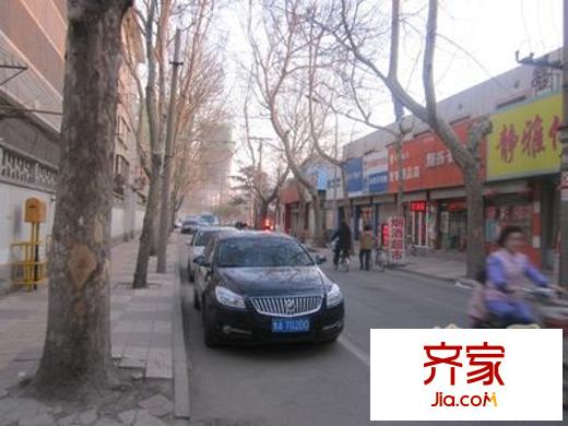 經(jīng)六路槐蔭段宿舍外景圖經(jīng)六路單位宿舍（槐蔭） 