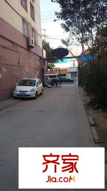 大學南苑外景圖 
