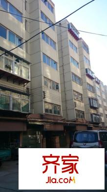 大學南苑外景圖 