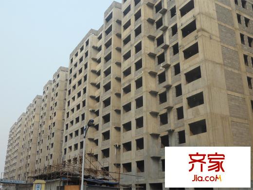 國泰鑫城實景圖施工進度圖（2013-08-01）