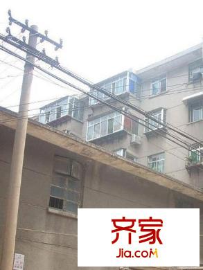 經(jīng)六路槐蔭段宿舍外景圖 