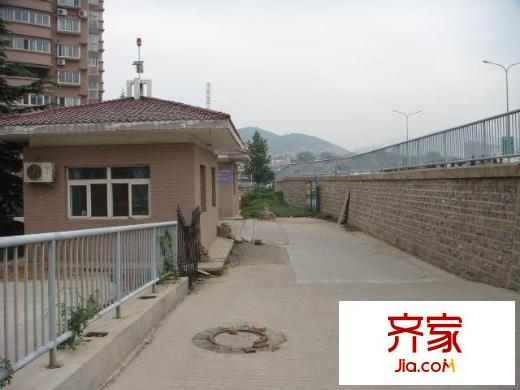 南華園小區(qū)外景圖