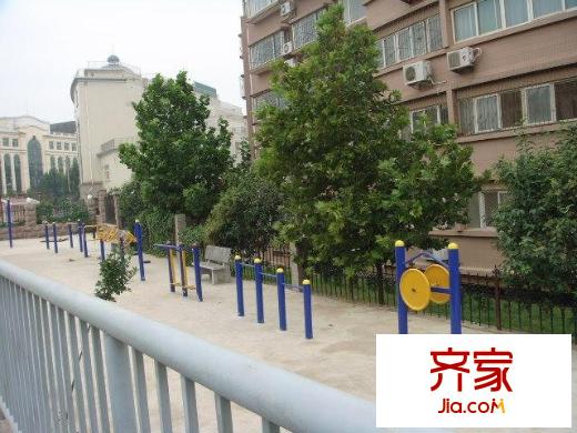 南華園小區(qū)外景圖