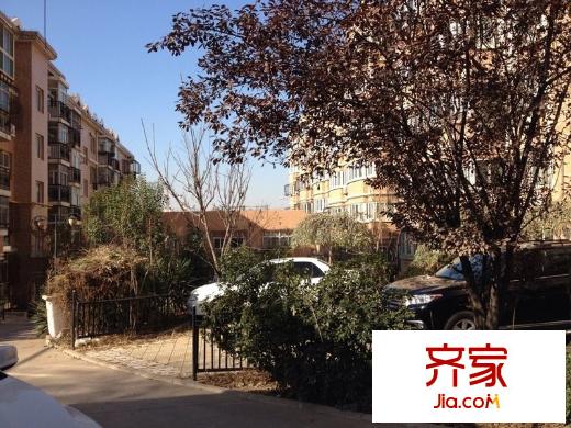 鷺鳴苑外景圖 