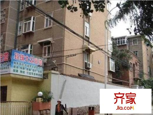 緯六路單位宿舍外景圖經(jīng)三路緯六路宿舍 