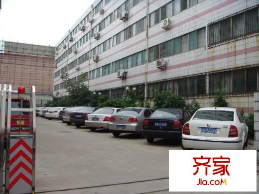 經(jīng)七路單位宿舍外景圖