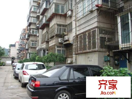 經(jīng)七路單位宿舍外景圖
