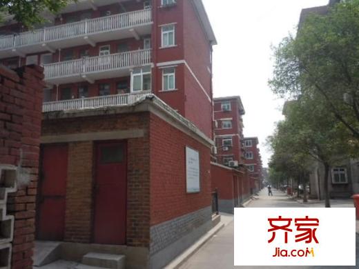 吉爾北苑外景圖 