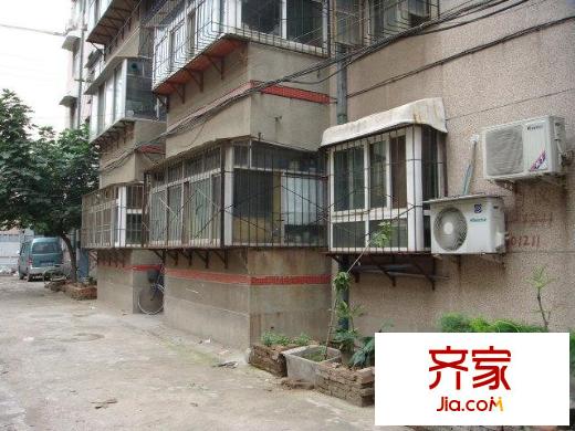 勝利莊小區(qū)外景圖