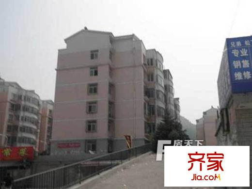 七賢依山新居外景圖 