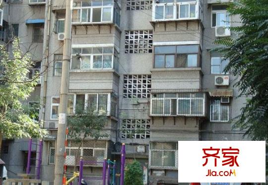 制錦市小區(qū)外景圖