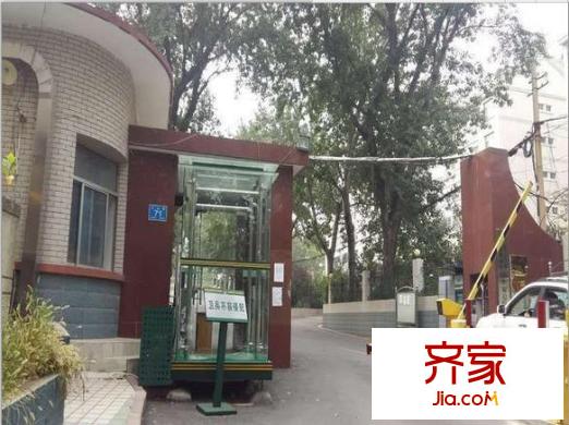 龍成苑