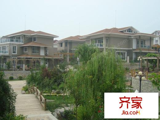 金宮山莊實(shí)景圖社區(qū)（2013.9.10）