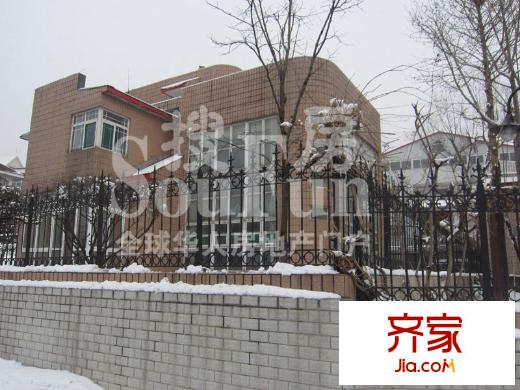 金宮山莊實(shí)景圖小區(qū)（2013-1-22）