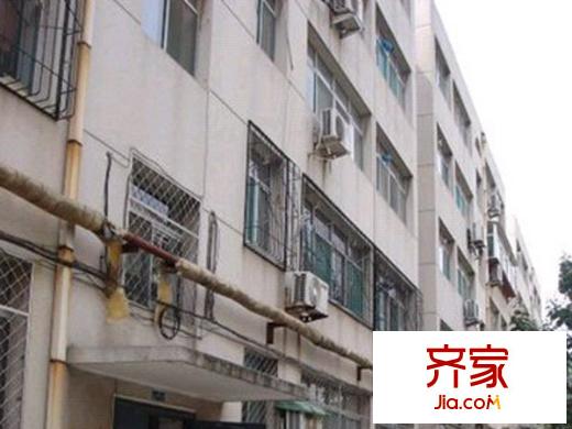 舜耕中學(xué)單位宿舍外景圖 