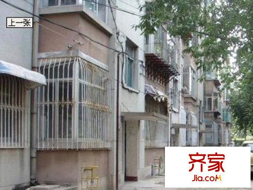 舜耕中學(xué)單位宿舍外景圖 