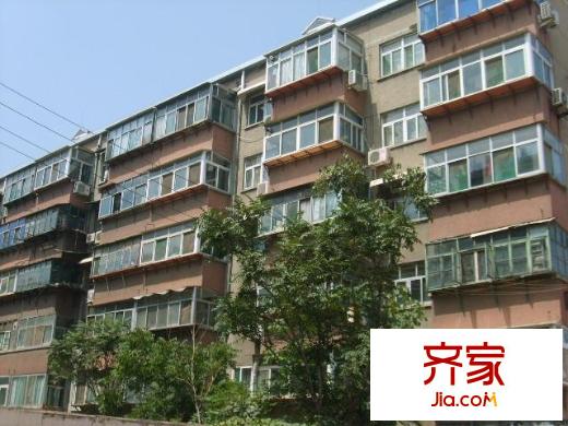 山大二院對(duì)面宿舍外景圖