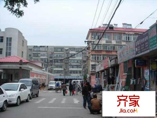 女子學(xué)院單位宿舍外景圖 