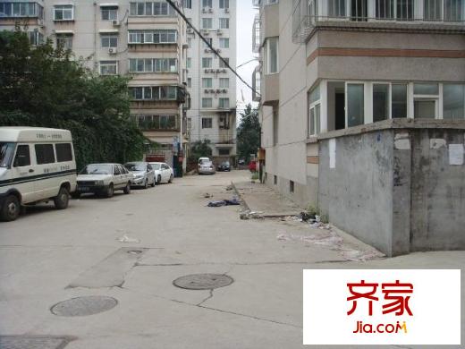 六里山南路干休所宿舍外景圖英雄山路干休所宿舍
