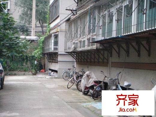 六里山南路干休所宿舍外景圖英雄山路干休所宿舍