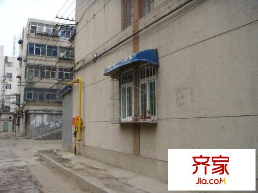 天橋區(qū)建委宿舍外景圖