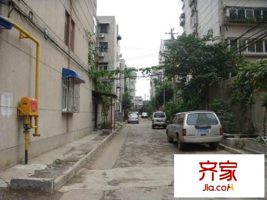 天橋區(qū)建委宿舍外景圖