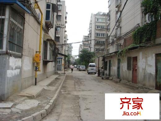 天橋區(qū)建委宿舍外景圖