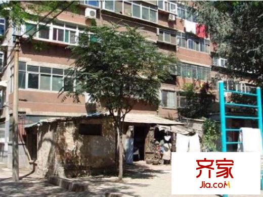 化工廠宿舍外景圖 