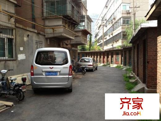 經(jīng)五緯七單位宿舍外景圖 