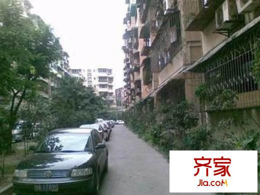 濟(jì)濼路單位宿舍外景圖濟(jì)洛路公安局宿舍 