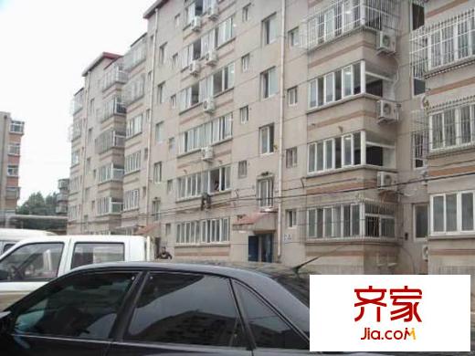 英雄山路140號院外景圖 