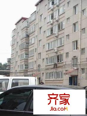 英雄山路140號院外景圖 