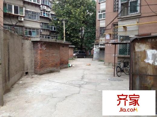 經(jīng)五緯七單位宿舍外景圖 
