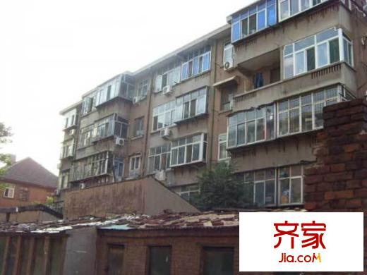 濟(jì)齊路百貨站宿舍外景圖 
