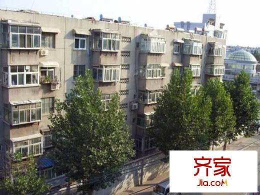 濟(jì)齊路百貨站宿舍外景圖 