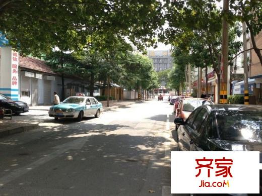 經(jīng)五緯七單位宿舍外景圖 