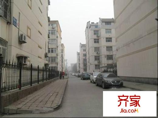 七一路小區(qū)外景圖 