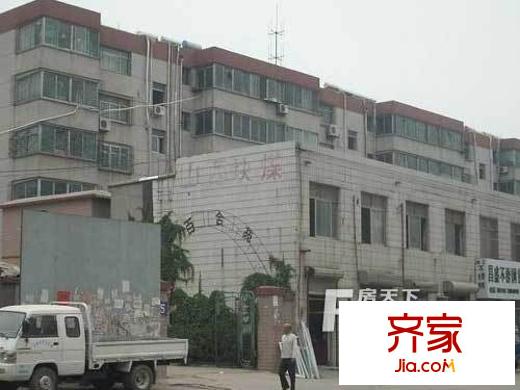 七一路小區(qū)外景圖 