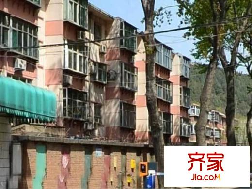 警官醫(yī)院宿舍外景圖 