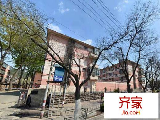 警官醫(yī)院宿舍外景圖 