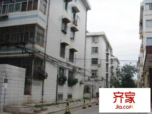 經(jīng)七路市中段宿舍外景圖 